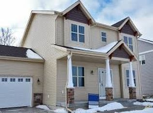 674 Prairie Grass Rd, Oregon, WI 53575