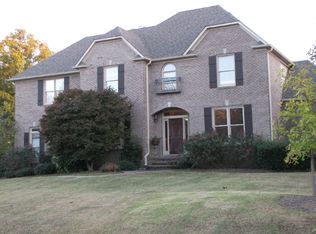 549 Lake Colony Dr, Vestavia, AL 35242