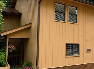 1702 Pine Tree Dr, Buford, GA 30518
