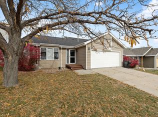 1128 Range View Cir, Rapid City, SD 57701