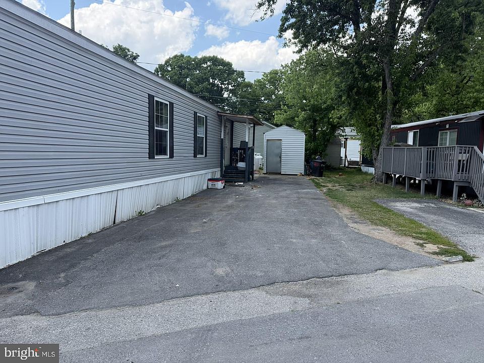 1st image of 46 S Paula St