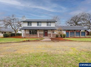 93419 River Rd, Junction City, OR 97448