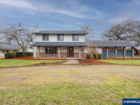 93419 River Rd, Junction City, OR 97448