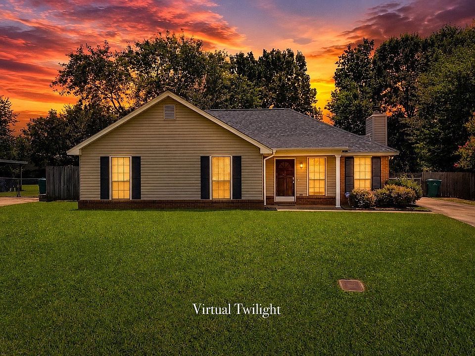1st image of 211 Azalea Dr