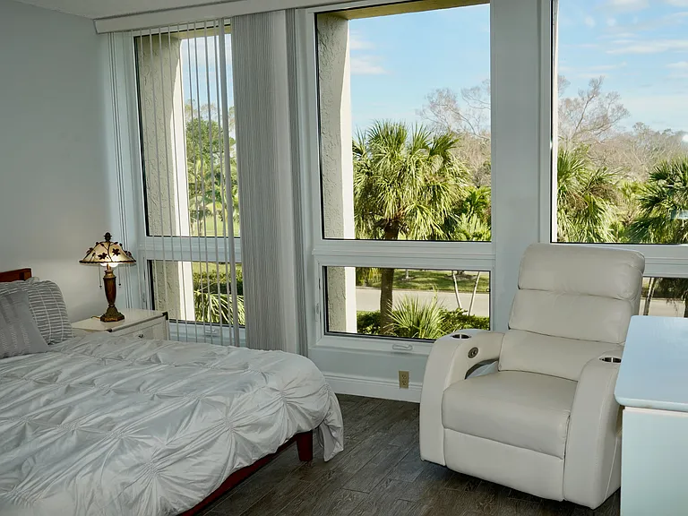 1085 Gulf Of Mexico Dr #203 — Photo 29