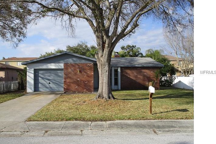 1st image of 1714 Hibiscus Cir N