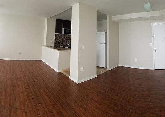 5th image of 9441 W Bay Harbor Dr