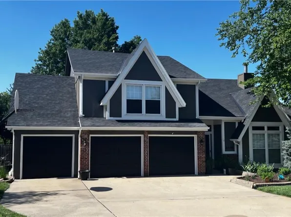 5106 Anderson St, Shawnee, KS 66226