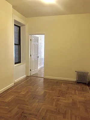 Rented by Mogul Real Estate Services | media 5