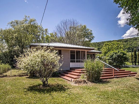 2nd image of 626 W Cottage Ln Lot 8