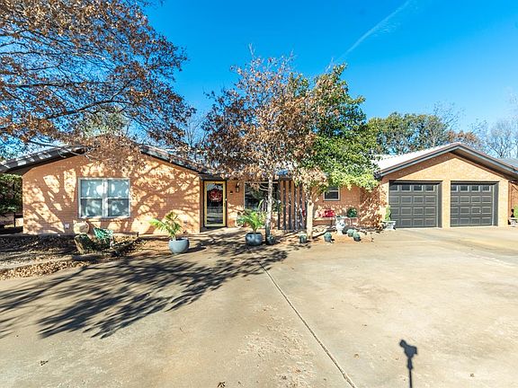 4th image of 1605 E Paseo Cir