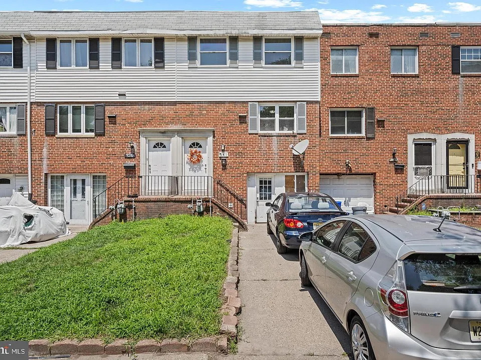 141 Laureba Ave