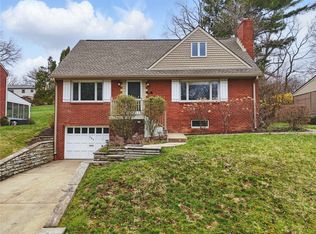 285 Park Entrance Dr, Pittsburgh, PA 15228