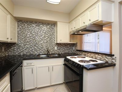 3924 W Alabama St APT 1, Houston, TX, 77027