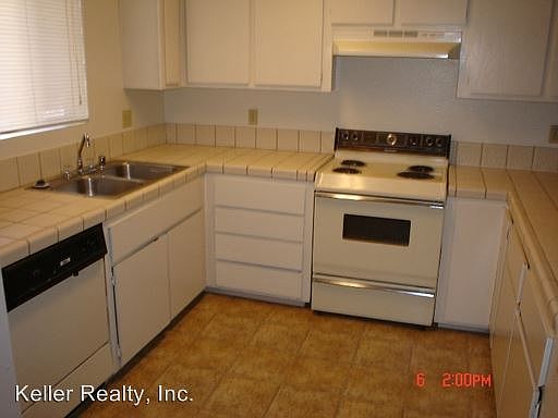 2nd image of 1199 Brinkby Ave APT B