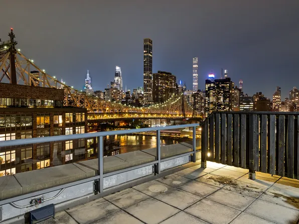 415 Main Street image 16 of 28