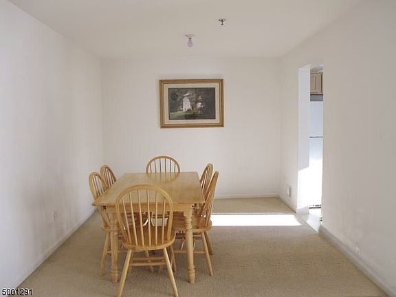 4th image of 6 Domessina Ln APT C5