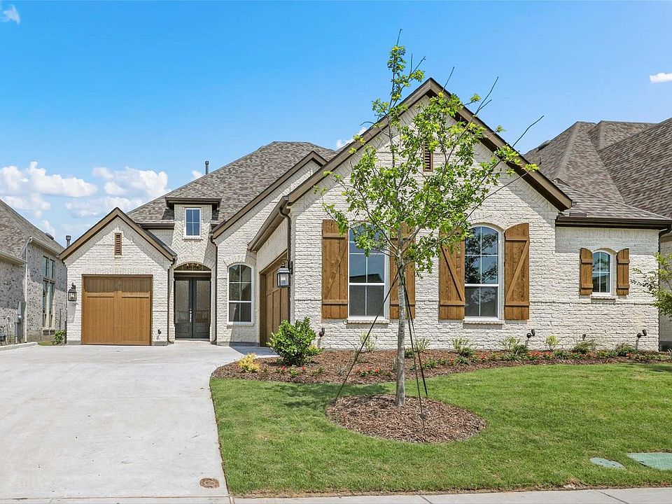 1st image of 2108 Topaz Dr