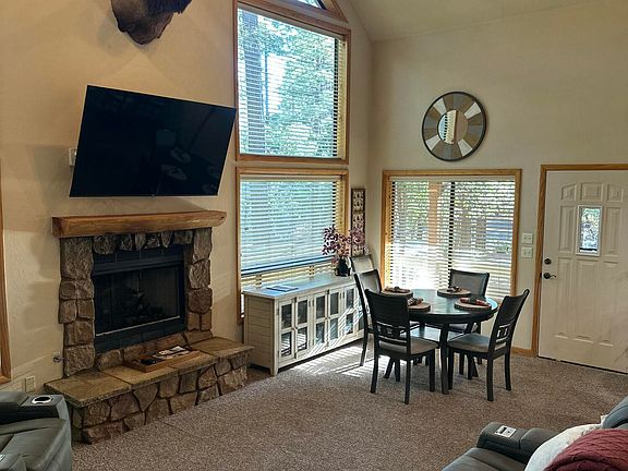 5th image of 3122 S BRIARWOOD Lane