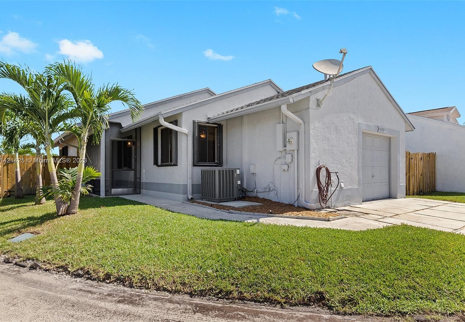 11031 SW 12th Ct, Pembroke Pines, FL 33025 Zillow