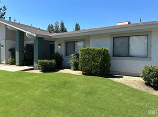 7404 Stockdale Hwy, Bakersfield, CA 93309
