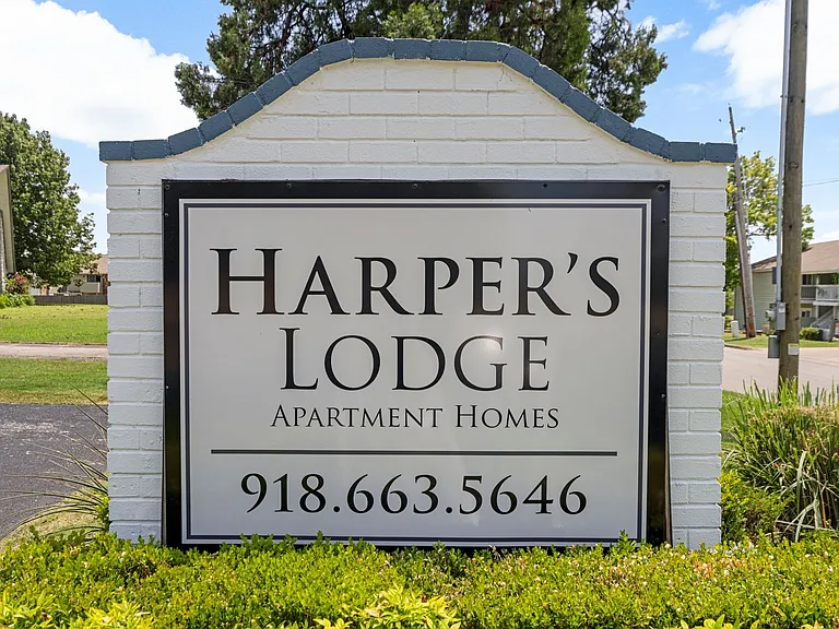 Harper's Lodge Apartments - Don't Miss Out Save Up to $300 When You Move In! — Photo 1