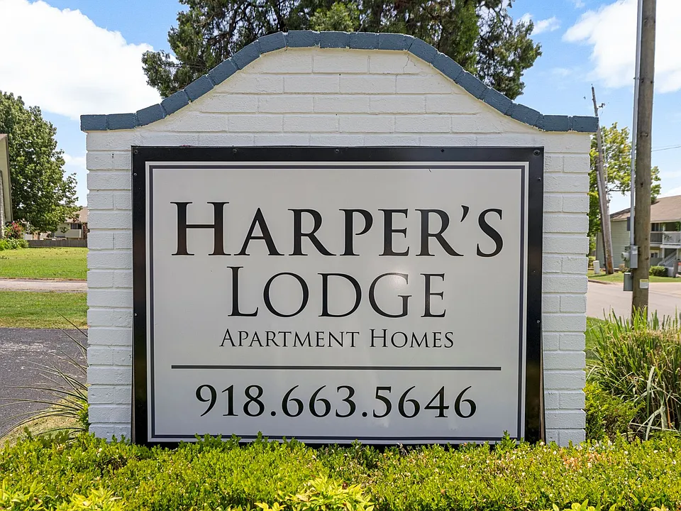 Harper's Lodge Apartments -Don't Miss Out Save Up to $300 When You Move In!