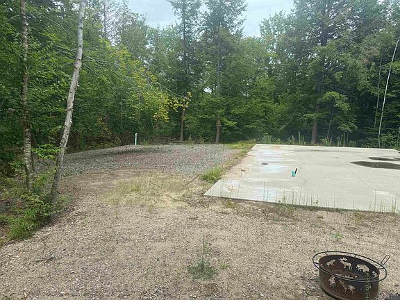 3rd image of 90 Browns Ridge Road