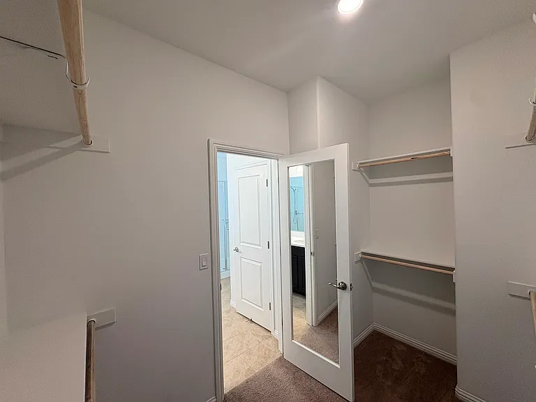 2733 Penrose Ln — Photo 27