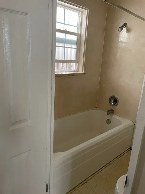 2 bed, 500 sqft, $2,500 — Photo 4
