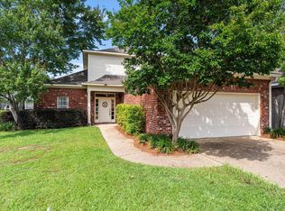 32 W Shore Dr, Hattiesburg, MS 39402