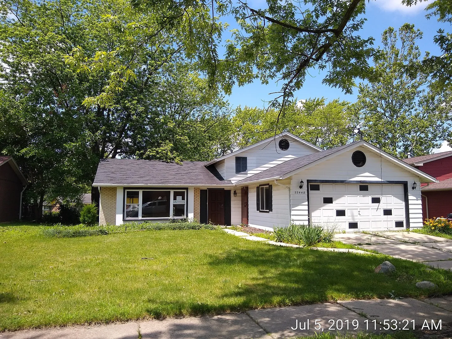 22448 Pleasant Dr photo 1