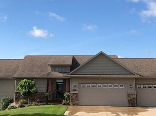 3438 Church Rd, Green Bay, WI 54311