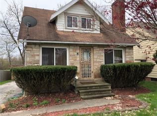 18620 Raymond St, Maple Heights, OH