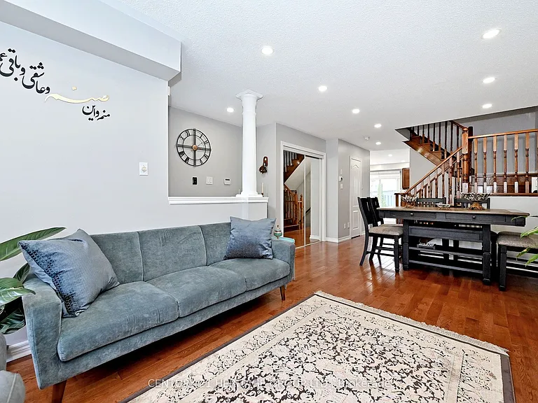 44 Equator Cres — Photo 8