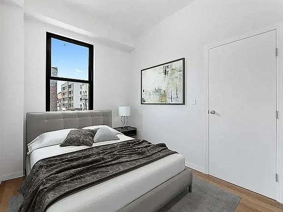 4th image of 2147 2nd Ave #9D