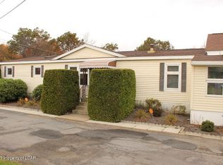 629 Fern Ct, Hazle Township, PA 18202