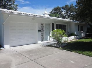 8699 143rd St, Seminole, FL 33776