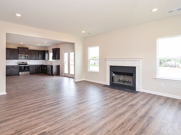 4th image of 3624 Rivermont