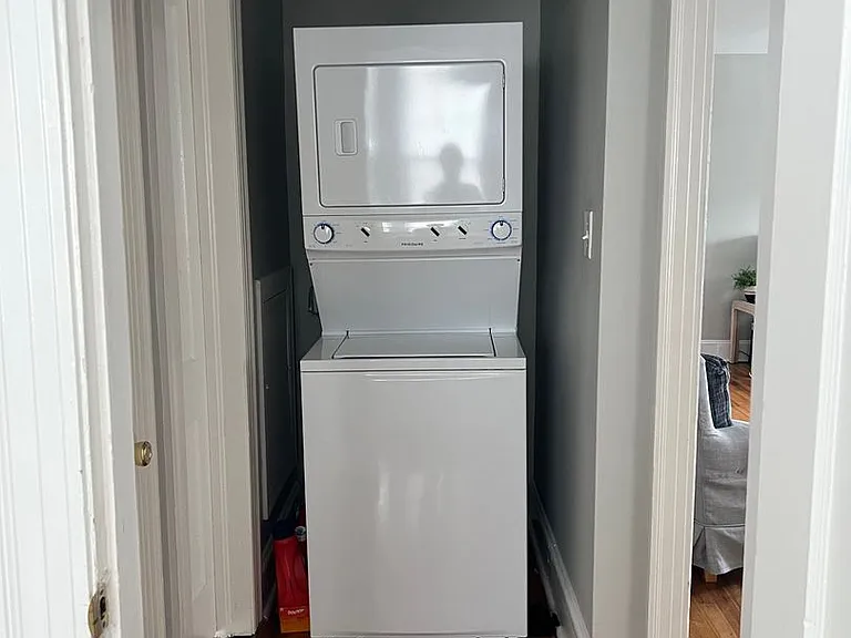 415 Ash St — Photo 21