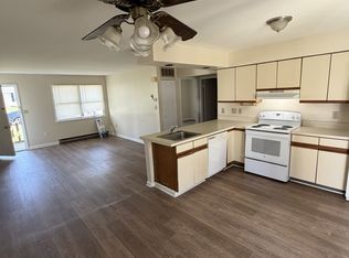 96 Picture Mountain Dr, Martinsburg, WV 25404