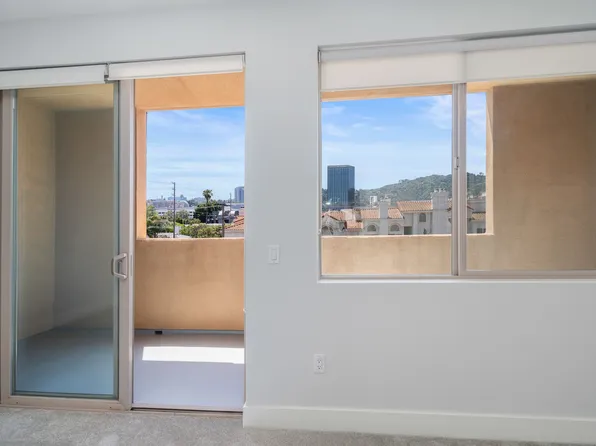 Villa Del Rey, 4241 Cahuenga Blvd #308, North Hollywood, CA 91602