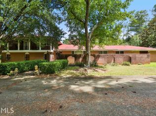 361 Ginger Cake Rd, Fayetteville, GA 30214