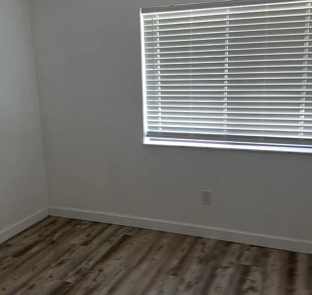 1418 Paley Cir SE — Photo 14