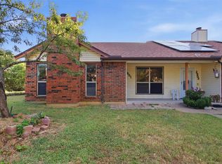 2901 Kathleen Ln, Euless, TX 76039