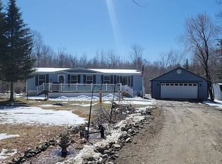 21 Taryn Dr, Dresden, ME 04342