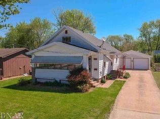 1403 Rosney Ave, Bloomington, IL 61701