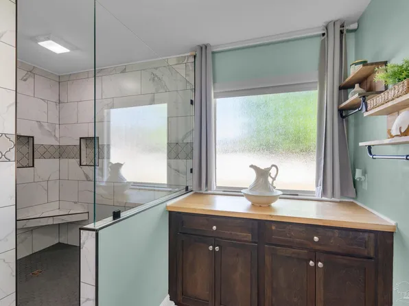 7197 Farmers Rd, Pensacola, FL 32526