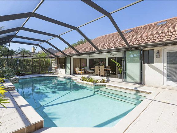 5th image of 2113 Greenview Cove Dr