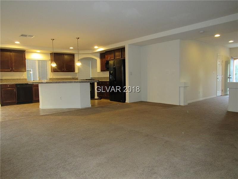 1st image of 6744 Philharmonic Ave